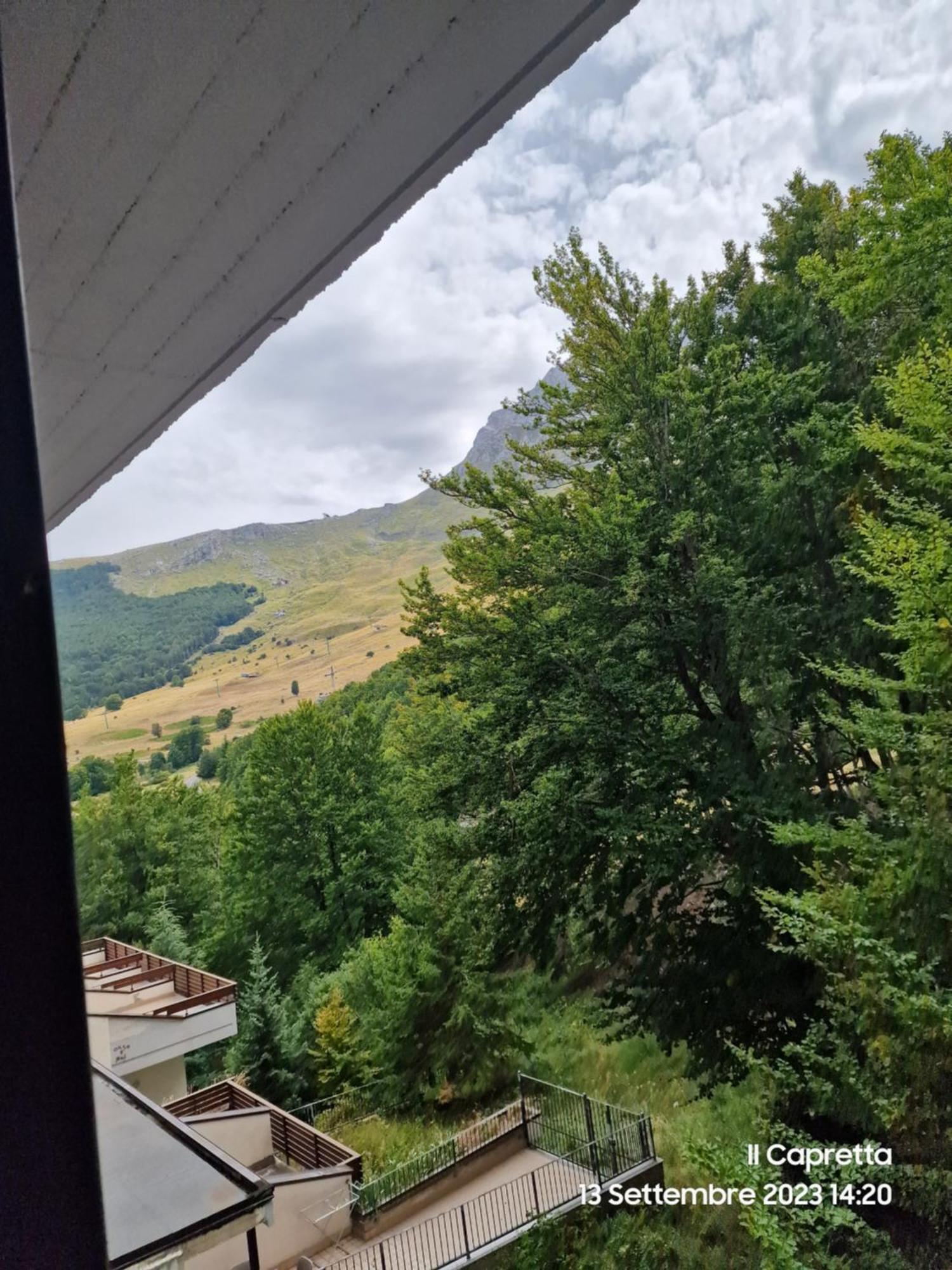 La Tana Del Capriolo Lägenhet Prati di Tivo Exteriör bild